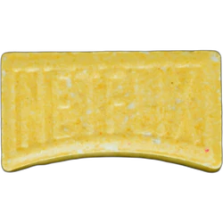 Pil Netflix — MDMA 110mg; 4-MMC 26mg — Berlin, Duitsland