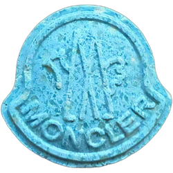 Pil Moncler — MDMA 131mg — Berlin, Duitsland