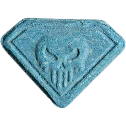 Pil Punisher — MDMA 20mg; Caffeine 154mg — Berlin, Duitsland